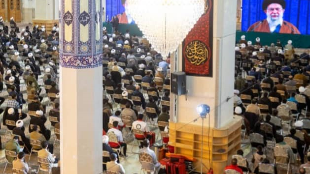 65 امدادگر مراسم دیدار رهبری با مردم قم را پوشش دادند